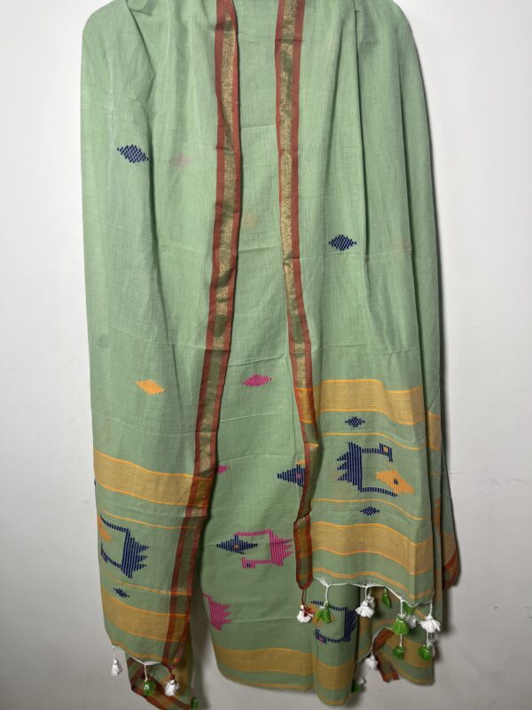 pista green 2099
