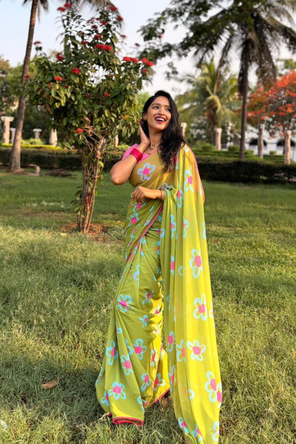 Green and Pink Floral Saree - Image 2