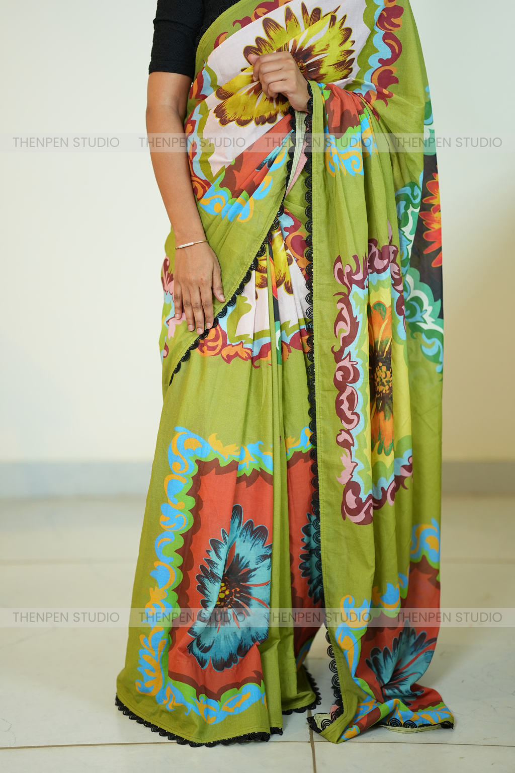 Digital Printed Vibrant Saree - Image 3